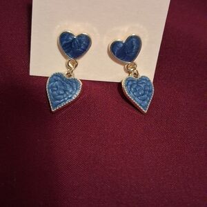 Chic Blue Heart Earrings
